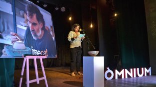 Jordi Cuixart inaugura a Montblanc una mostra de peces de ceràmica seves fetes a Lledoners