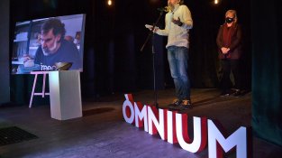 Jordi Cuixart inaugura a Montblanc una mostra de peces de ceràmica seves fetes a Lledoners