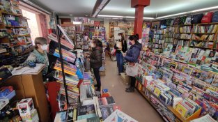 Parades de llibres i roses i Setmana Medieval, en aquest Sant Jordi "més normal" de Montblanc