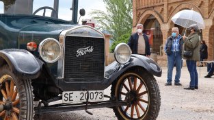 Barberà viu la trobada de socis i exposició de vehicles clàssics