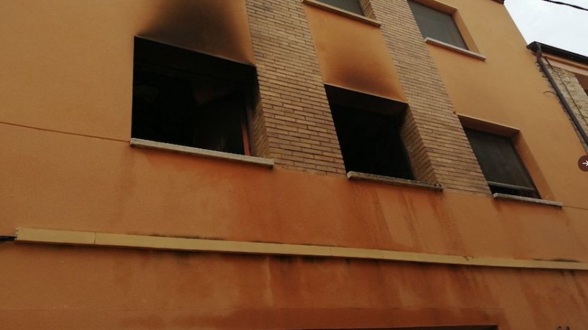 Intoxicat un home en l'incendi d'un habitatge al Sarral