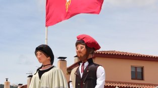 Montblanc ha saludat la 26a Trobada de Gegants i Bestiari de les Festes de Sant Maties