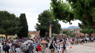 El seguici popular de Montblanc ha tornat a sortir al carrer