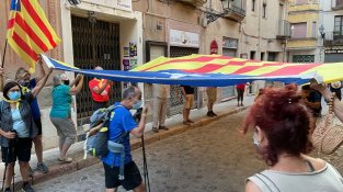 Recolzament a Jordi Turull en el tram amb sortida de Montblanc de la "Travessa per la llibertat"