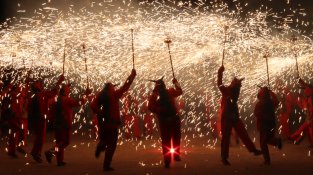 Montblanc s'ha pogut retrobar amb la Dracum No Té, un dels actes emblemàtics de la Setmana Medieval