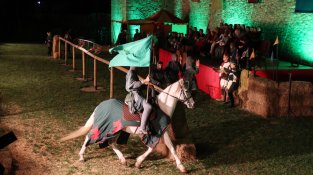 La Muralla de Sant Francesc, escenari del torneig medieval nocturn