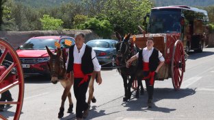 Diumenge de Tres Tombs els que es celebren a la localitat de Vilaverd