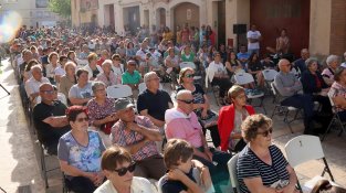 L'Espluga ha viscut de commemoració del 75è aniversari dels gegants i nanos vells i ha fet un homenatge a 75 anys de geganters i 30è aniversari dels Grallers de l’Espluga