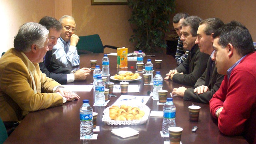 Un moment de la reunió mantinguda a la seu de la CEPTA.