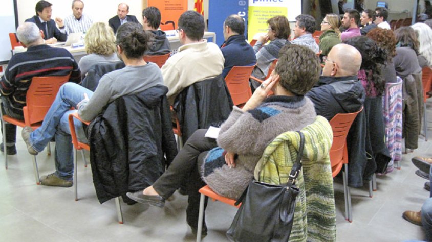 Una imatge d’aquesta darrera xerrada del cicle SOM-HI!