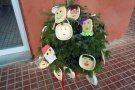 El curs 2n C de l’Escola Les Muralles  guanya el Concurs de Decoració d’Avets