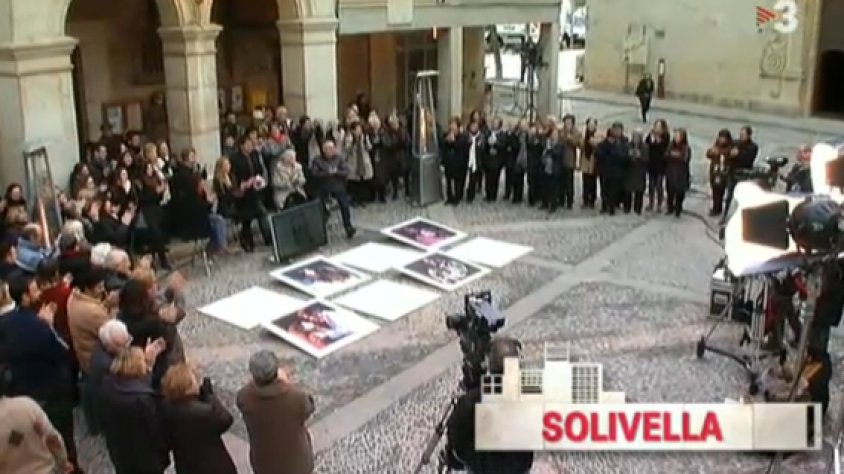 Un instant del programa, des de la plaça de l'Església de Solivella.