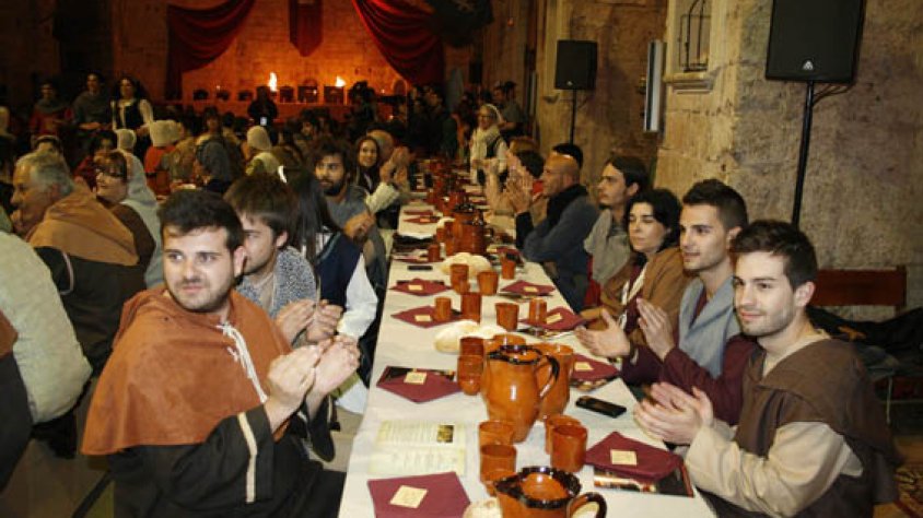 Una imatge del sopar medieval de l'any passat