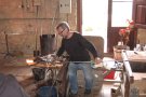 Bona acceptació en la jornada de portes obertes amb música en directe al Museu i Forn del Vidre de Vimbodí