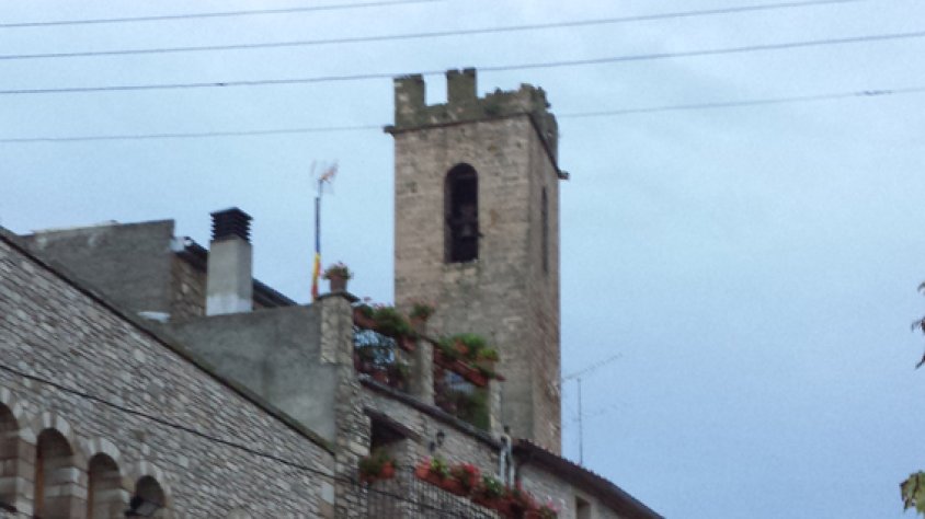 Estat com ha quedat el campanar de Conesa