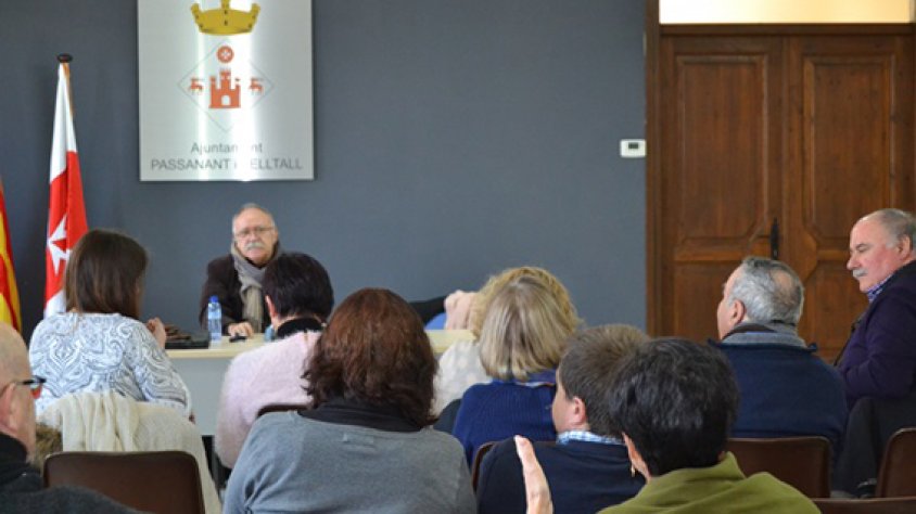 Carod-Rovira a la biblioteca municipal de Belltall