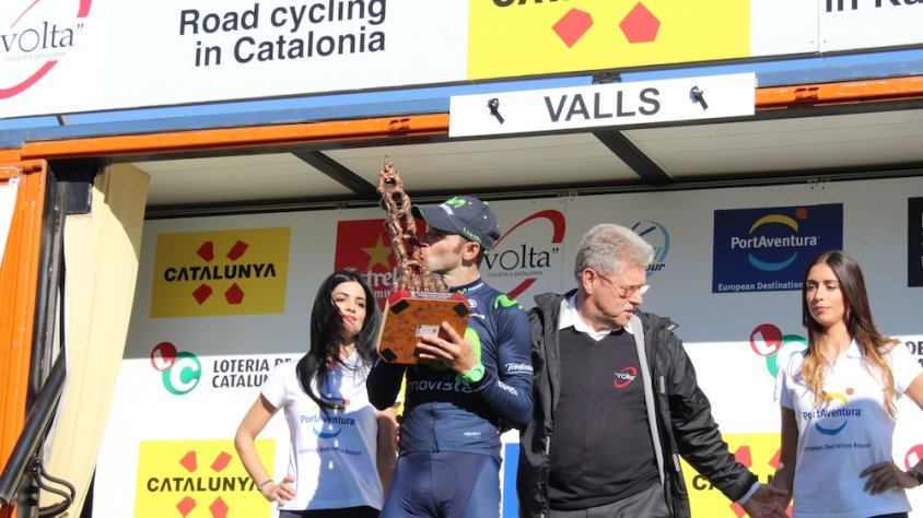 Valverde recollint el premi a campió d'etapa