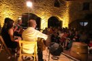 Ple absolut en el concert de Corrandes són corrandes al Celler Carles Andreu