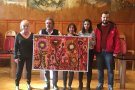 La família Negelspach dóna un quadre a l'Ajuntament de Montblanc