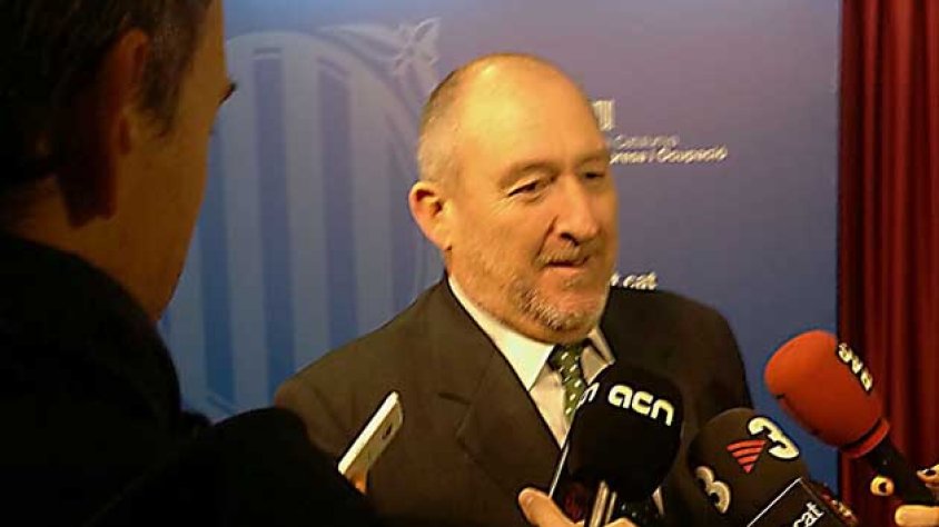 Aregio atenent els mitjans de comunicació