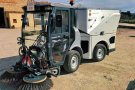 Vimbodí i Poblet estrena màquina escombradora
