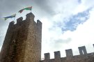A Montblanc les banderes ja anuncien que falta poc per la Setmana Medieval