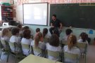 Tarda de contes a l'Escola les Muralles