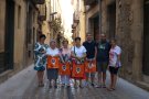 Els guanyadors del sorteig de la UBCM gasten el premi, en un matí, als comerços de Montblanc