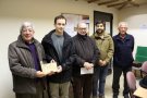 La Comissió de les Festes de la Serra entrega un donatiu a Càritas