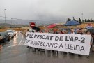 El territori torna a reclamar l'acabament de l'A-27 fins a Montblanc manifestant-se tot i la pluja