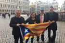 Puigdemont i 200 alcaldes catalans reclamen la llibertat dels presos polítics a Brussel·les