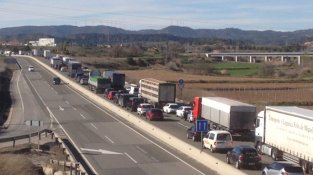 La manifestació ha provocat retencions importants