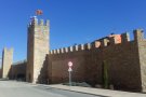A Montblanc les banderes anuncien que falta poc per la Setmana Medieval