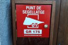 Punt de segellatge obert del GR 175 a Forès