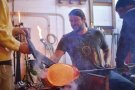 El vidrier nord-americà Grant Garmezy crearà escultures en directe al Museu i Forn del Vidre de Vimbodí i Poblet
