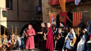 Màrius Serra convida a gaudir de la Setmana Medieval de Montblanc