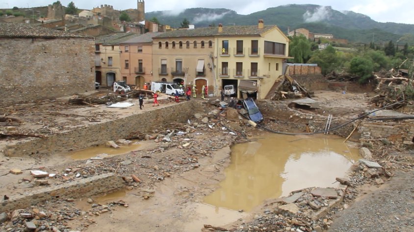 Vídeo. Així es troba la zona del Pont Vell de Montblanc