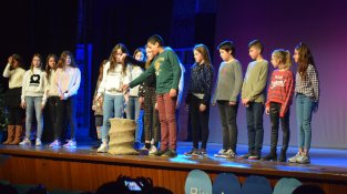 L'Escola Martí Poch va organitzar una riuada de nadales solidàries
