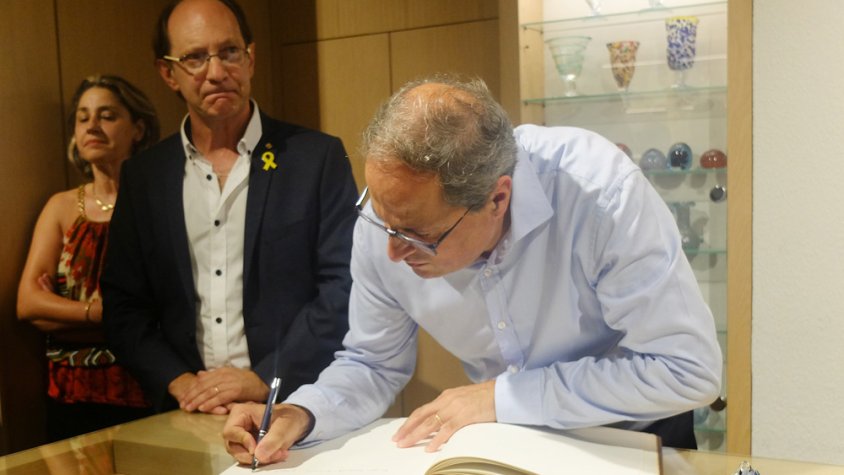 El president de la Generalitat, Quim Torra, visita les instal·lacions del Museu del Vidre de Vimbodí