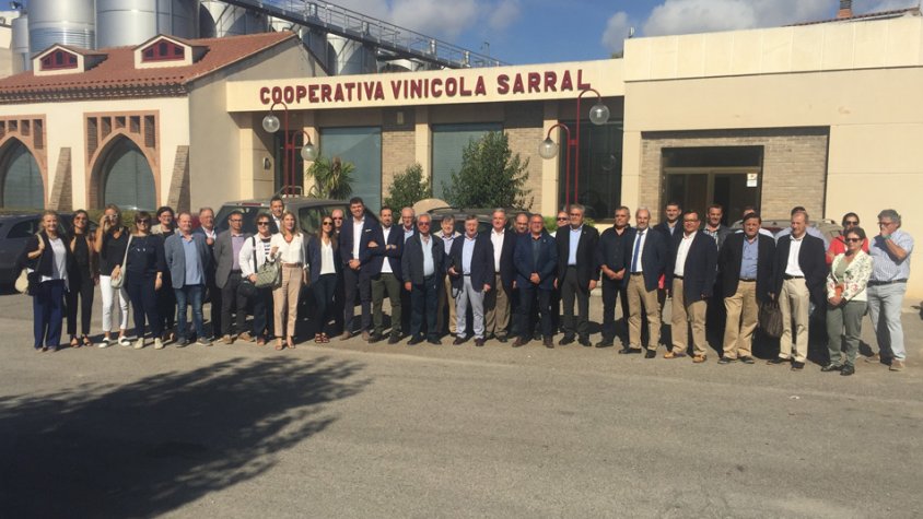 La Cambra de Comerç de Reus celebra a la Cooperativa Vinícola de Sarral el seu primer Ple itinerant