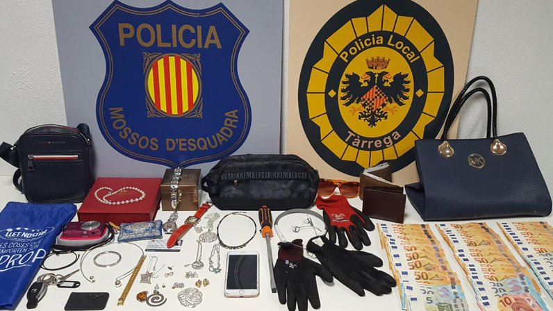 Els Mossos d'Esquadra i la Policia Local de Tàrrega detenen tres homes per robatoris en domicilis