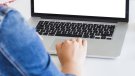 Un cop tancats els centres escolars, el consum d'internet dels menors ha augmentat un 180%