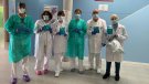 L'Associació de Micropobles entrega mascaretes al CAP Montblanc