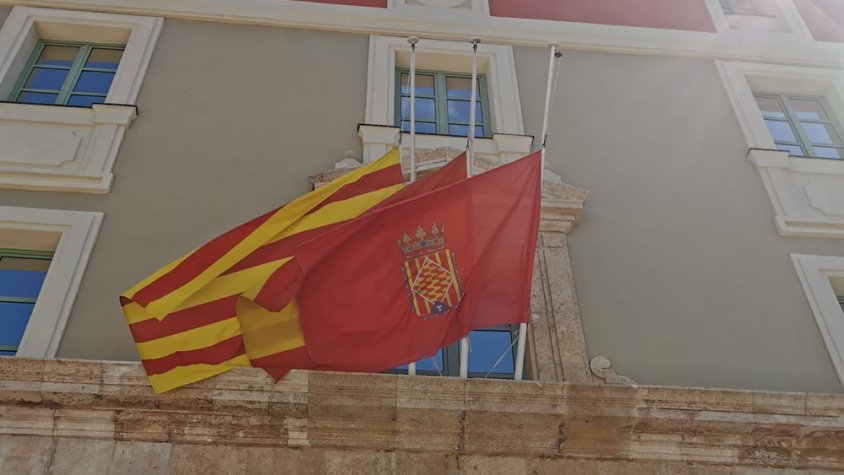 La Diputació de Tarragona se suma als 10 dies de dol oficial per les víctimes de la COVID-19