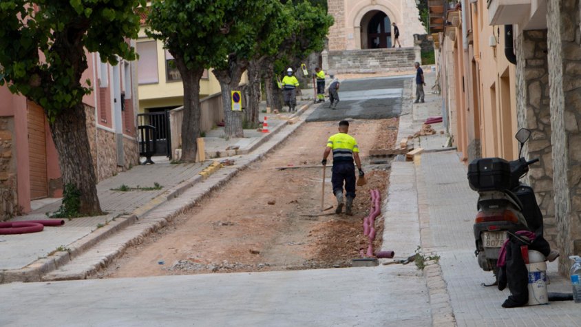 Continua l'arranjament de carrers al nucli antic de Montblanc