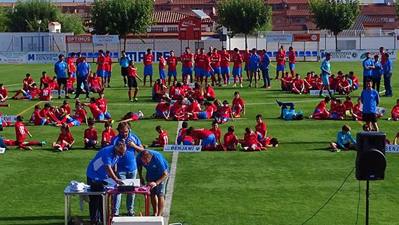 Imatge de la presentació del CF Montblanc