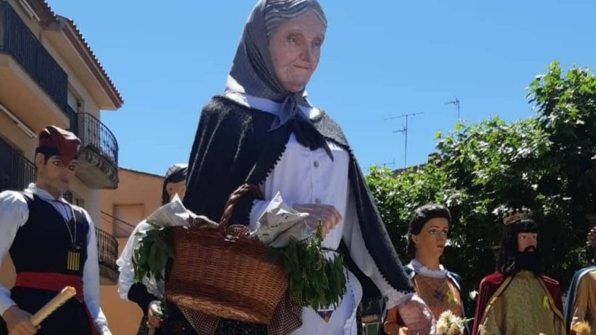 La geganta de Vilanova de Prades, Na Salvadora Pereandreu