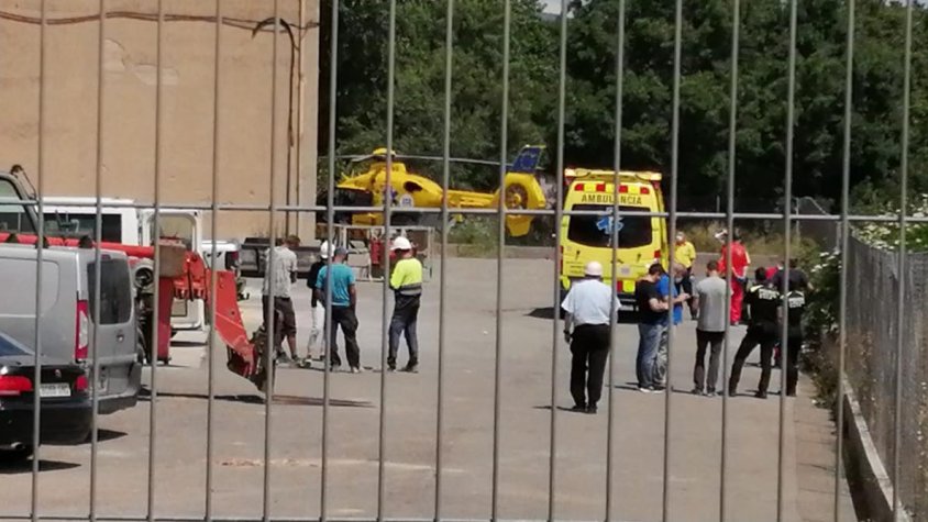 Greu accident a l'antic Sindicat de Vinyaters de Montblanc