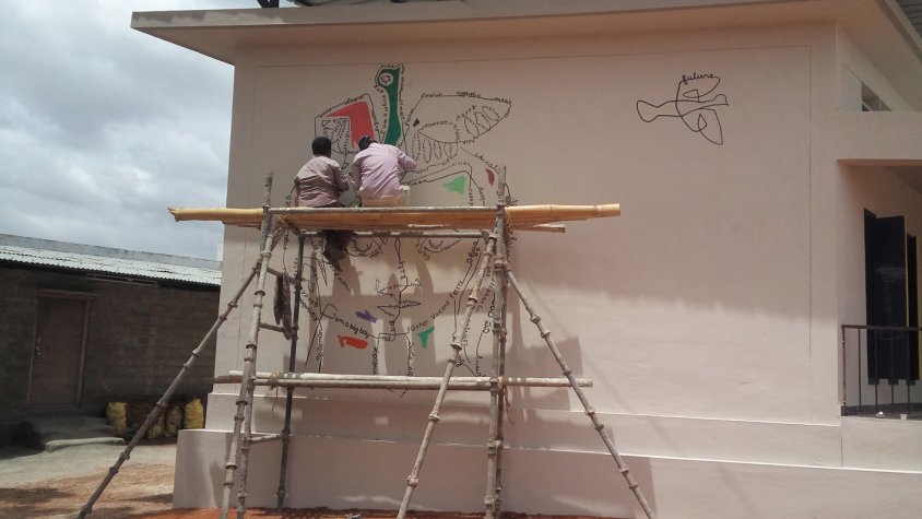 Un mural de Palau Ferré, icona solidària a l'Índia