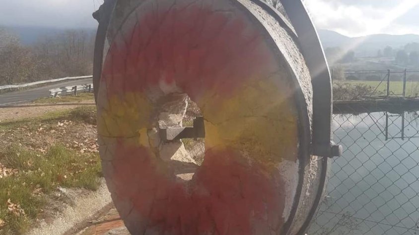 Pintada espanyolista a l'entrada del domicili de l'alcalde de Montblanc